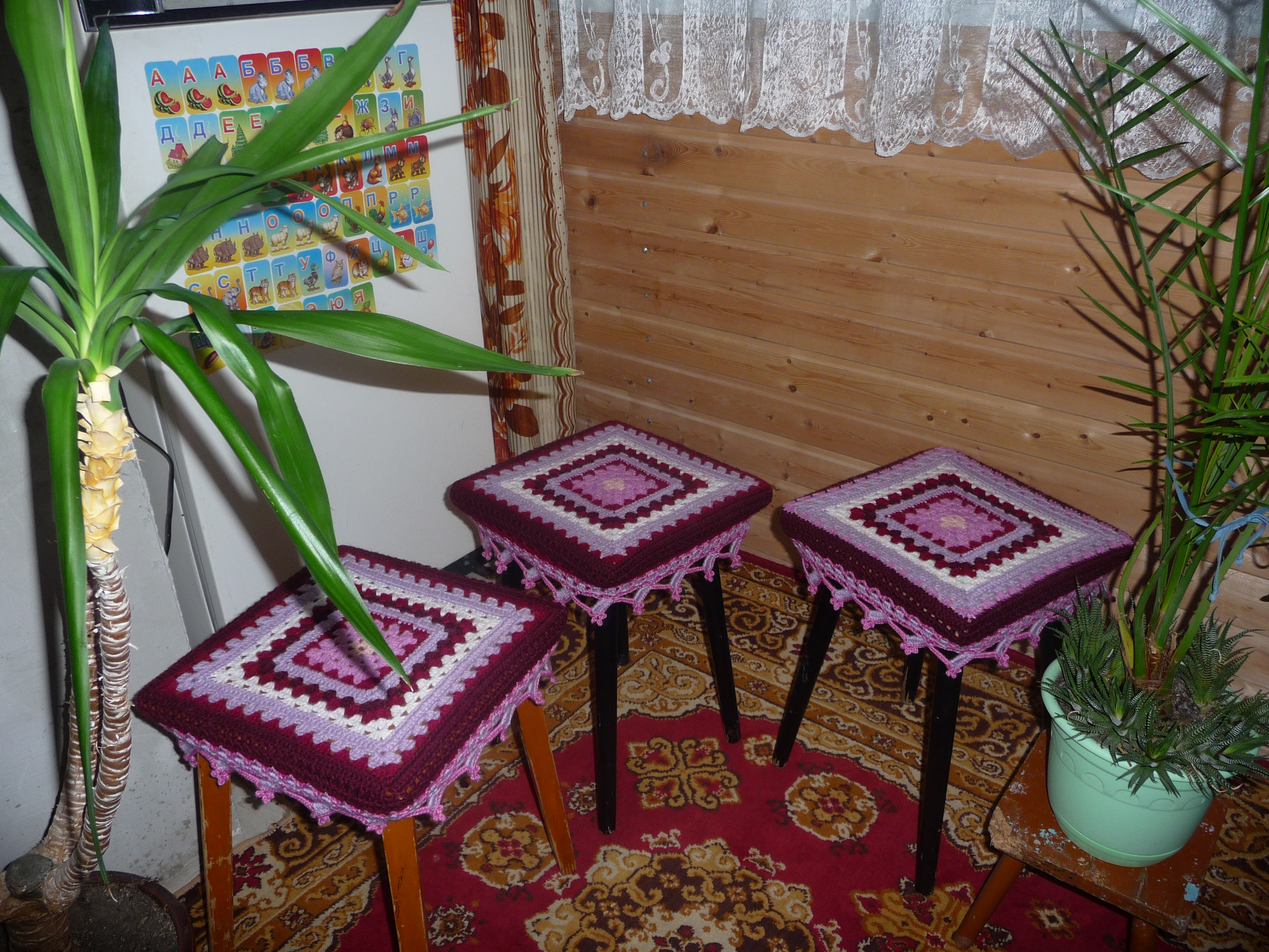 Декоративные сидушки для стула крючком. Схемы Knit crochet 14 Декоративные сидушки для стула крючком. Схемы Knit crochet 90