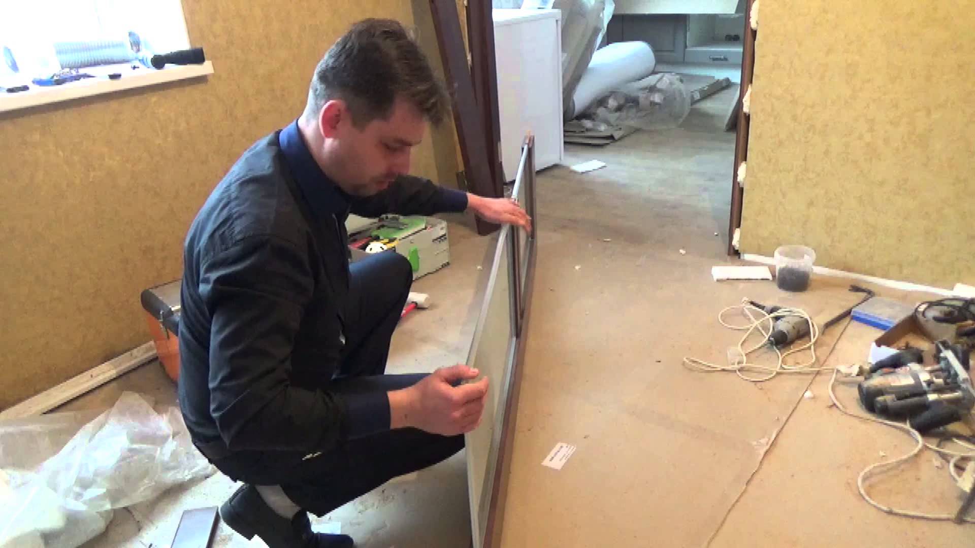 Как вставить стекло в дверь своими руками Как вставить стекло в дверь своими руками