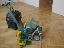 как отциклевать деревянный пол болгаркой. ciklevka derevyannogo pola osobennosti tehnologii 5. как отциклевать деревянный пол болгаркой фото. как отциклевать деревянный пол болгаркой-ciklevka derevyannogo pola osobennosti tehnologii 5. картинка как отциклевать деревянный пол болгаркой. картинка ciklevka derevyannogo pola osobennosti tehnologii 5. Циклевка паркета своими руками