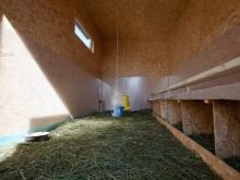 Как сделать курятник для кур несушек своими руками на зиму. Смотреть фото Как сделать курятник для кур несушек своими руками на зиму. Смотреть картинку Как сделать курятник для кур несушек своими руками на зиму. Картинка про Как сделать курятник для кур несушек своими руками на зиму. Фото Как сделать курятник для кур несушек своими руками на зиму