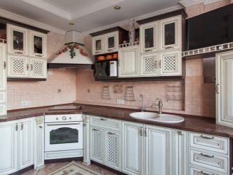 Модные фартук на кухню для классической кухни