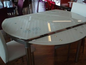 Круглый белый стол на одной ножке 90 см