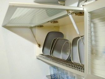 Установка газлифта на кухонный шкафчик