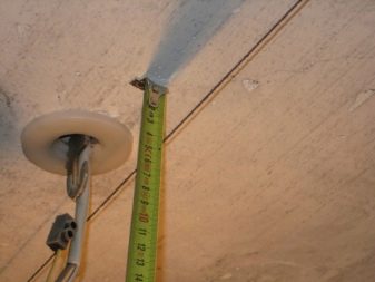 стандартная высота потолков в квартире в новых домах. kakoj dolzhna byt standartnaya vysota potolkov v kvartire 25. стандартная высота потолков в квартире в новых домах фото. стандартная высота потолков в квартире в новых домах-kakoj dolzhna byt standartnaya vysota potolkov v kvartire 25. картинка стандартная высота потолков в квартире в новых домах. картинка kakoj dolzhna byt standartnaya vysota potolkov v kvartire 25. Высота потолка является довольно важным параметром, который нужно учитывать как при выборе квартиры, так и при ее обустройстве. Так, при монтаже различных потолочных конструкций нужно обязательно учитывать высоту будущего потолка – после завершения работ она не должна быть меньше минимальной. В данной статье будут рассмотрена стандартная высота от пола до потолка в разных помещениях.