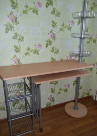 Полукруглый складной стол для кухни