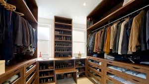 Планировка гардеробной комнаты с размерами