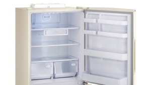 Широкие холодильники с нижней морозильной камерой