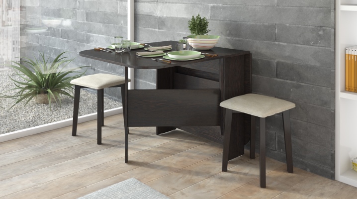 Маленькие раскладные столы для кухни (65 фото): кухонный складной столик