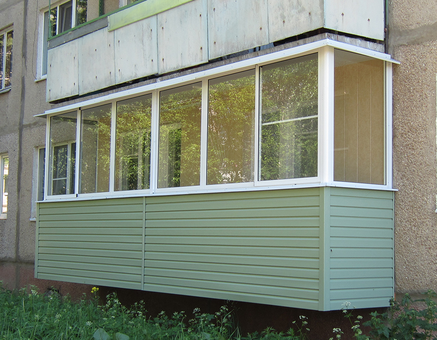Внешняя отделка балкона (58 фото): наружная облицовка и обши.