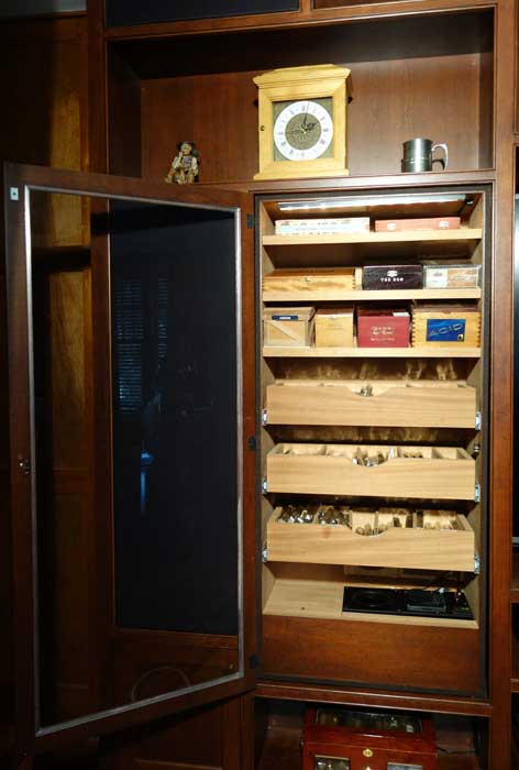 Шкафы Для Сигарет В Магазин