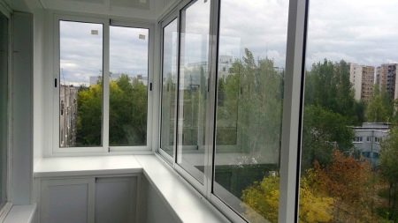 Холодное остекление балконов и лоджий - окна пласт.