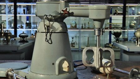Миксер с чашей - какой лучше: обзор производителей, рейтинг и отзывы, как выбрать модель для дома Миксер с чашей - какой лучше: обзор производителей, рейтинг и отзывы, как выбрать модель для дома