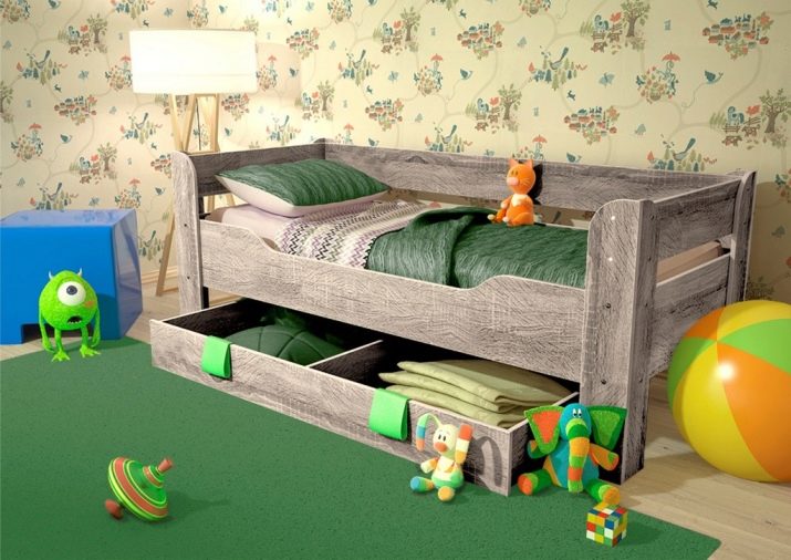 Детская кровать с мягкими стенками