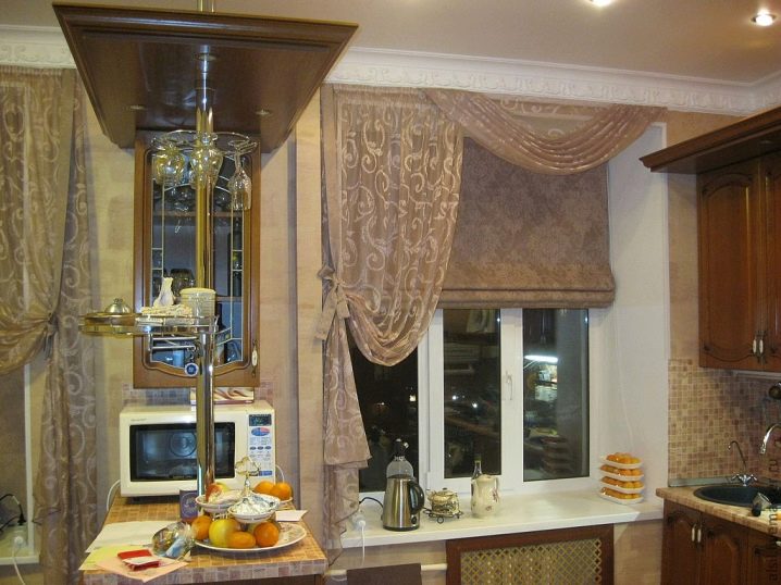 Варианты штор для гостиной совмещенной с кухней
