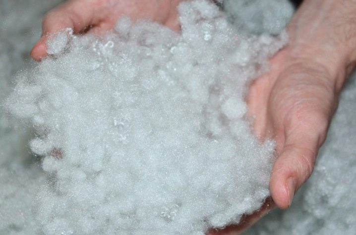 Подушки для сна из холофайбера. podushki s hollofajberom 32. Подушки для сна из холофайбера фото. Подушки для сна из холофайбера-podushki s hollofajberom 32. картинка Подушки для сна из холофайбера. картинка podushki s hollofajberom 32. Подушка из холлофайбера – то, что нужно при постоянной аллергии. Это современный экологичный материал. При небольшой цене, вещь прослужит долго. Не требует специального ухода, степень жёсткости выбирают для себя лично.